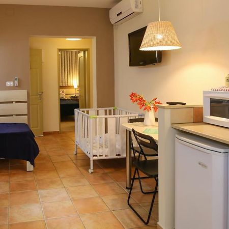 Shaar Hagolan Kibbutz Country Lodging Экстерьер фото