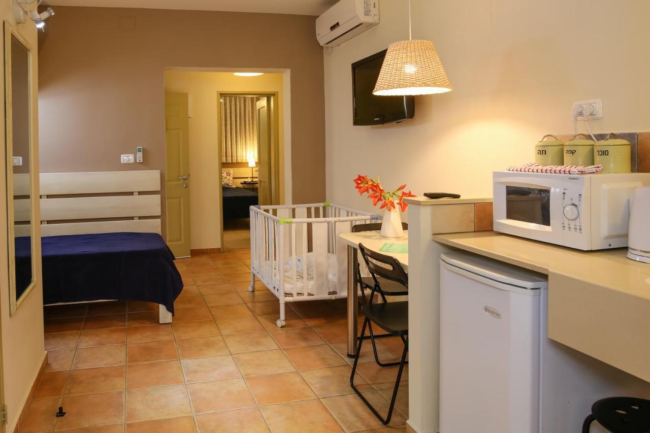 Shaar Hagolan Kibbutz Country Lodging Экстерьер фото